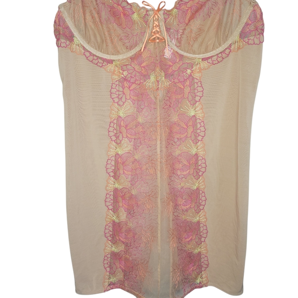 Torrid Curve Nude Floral Embroidered Mesh Chemise lingerie, Size 0 - Picture 7 of 13